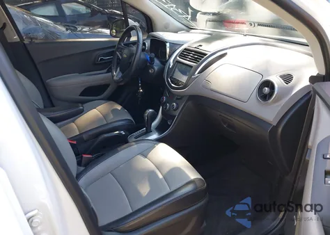 2015 Chevrolet Trax Ltz z USA, uszkodzony, nr VIN KL7CJTSB0FB060820